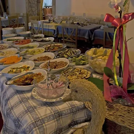 Hotell Meuble La Perla