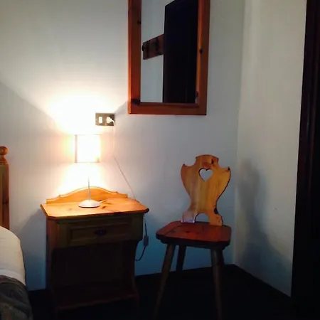 Meuble La Perla Hotell 2*